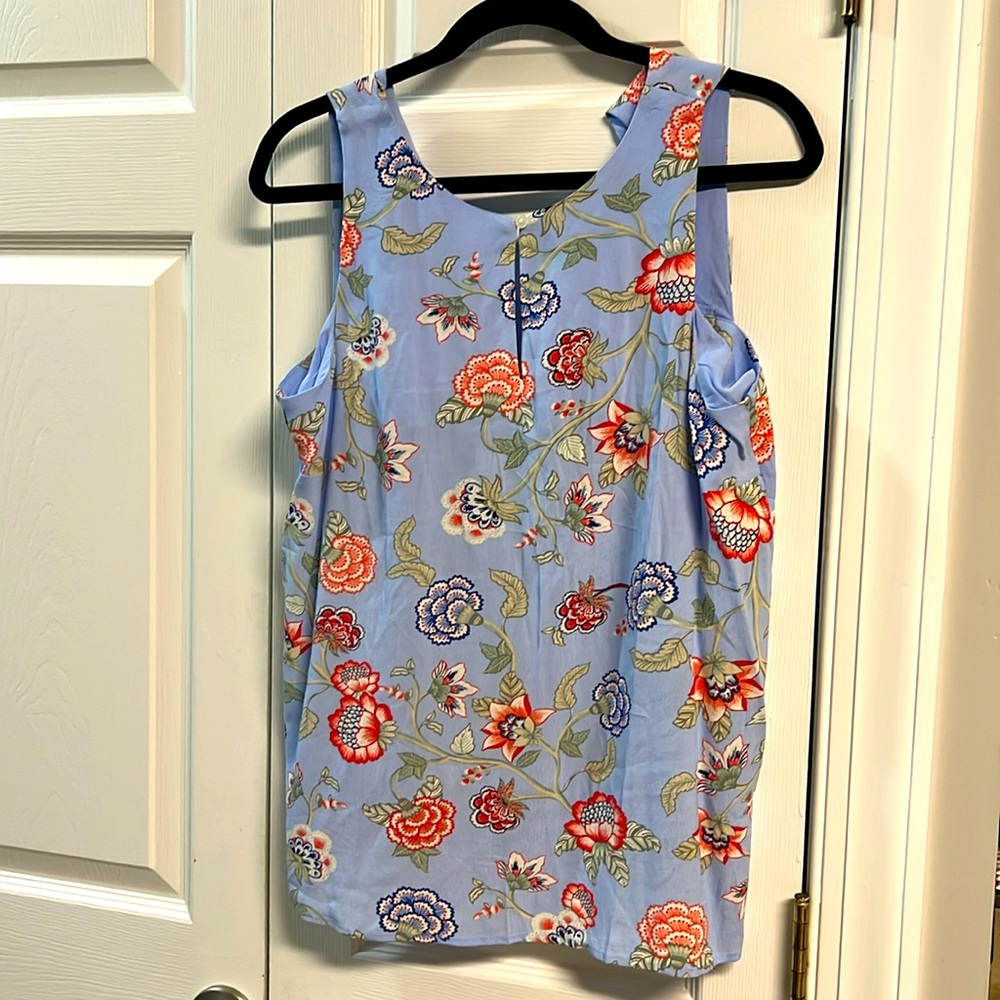 New Loft Top Size Medium